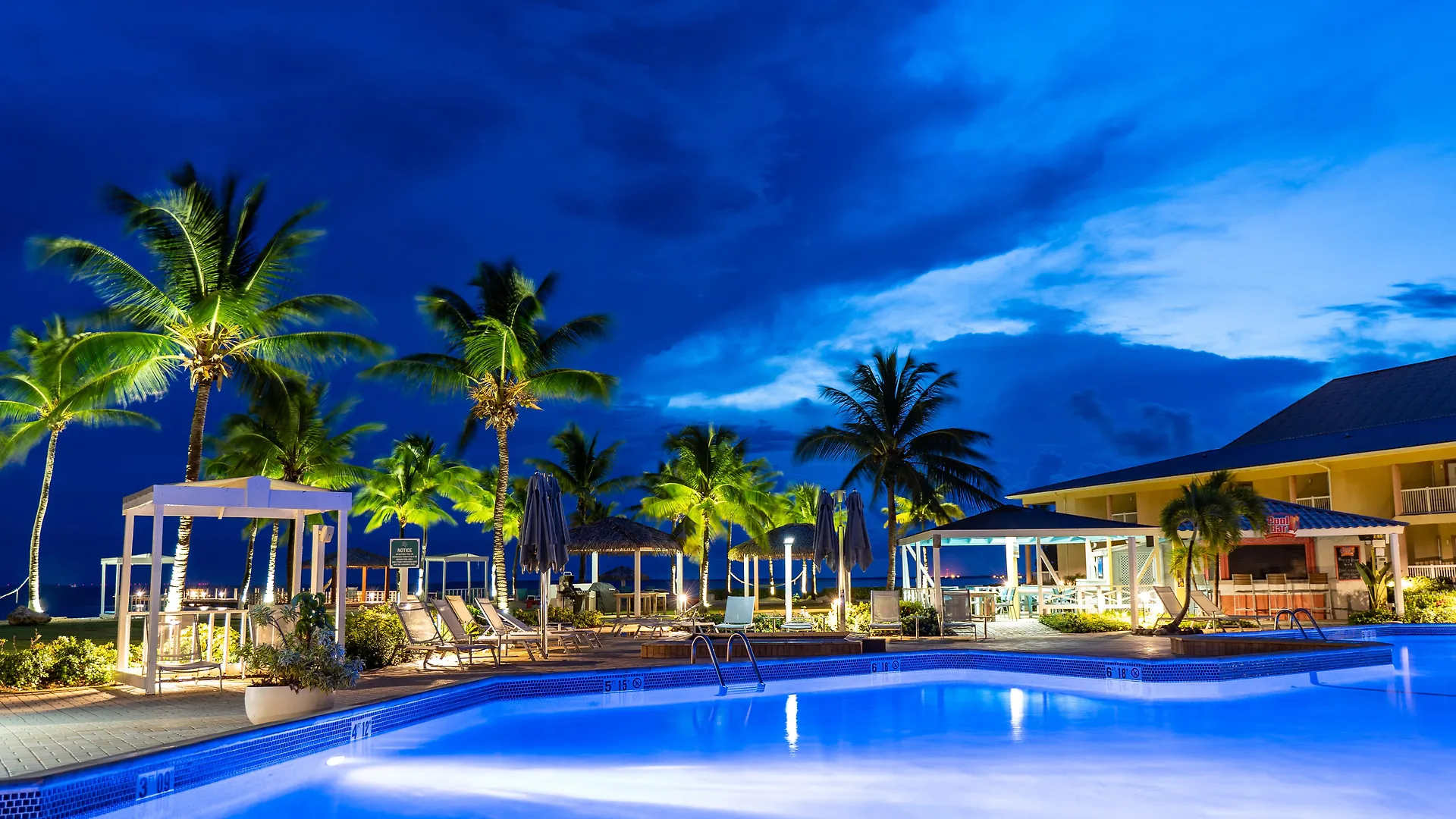 The Grand Caymanian Resort George Town 3*,