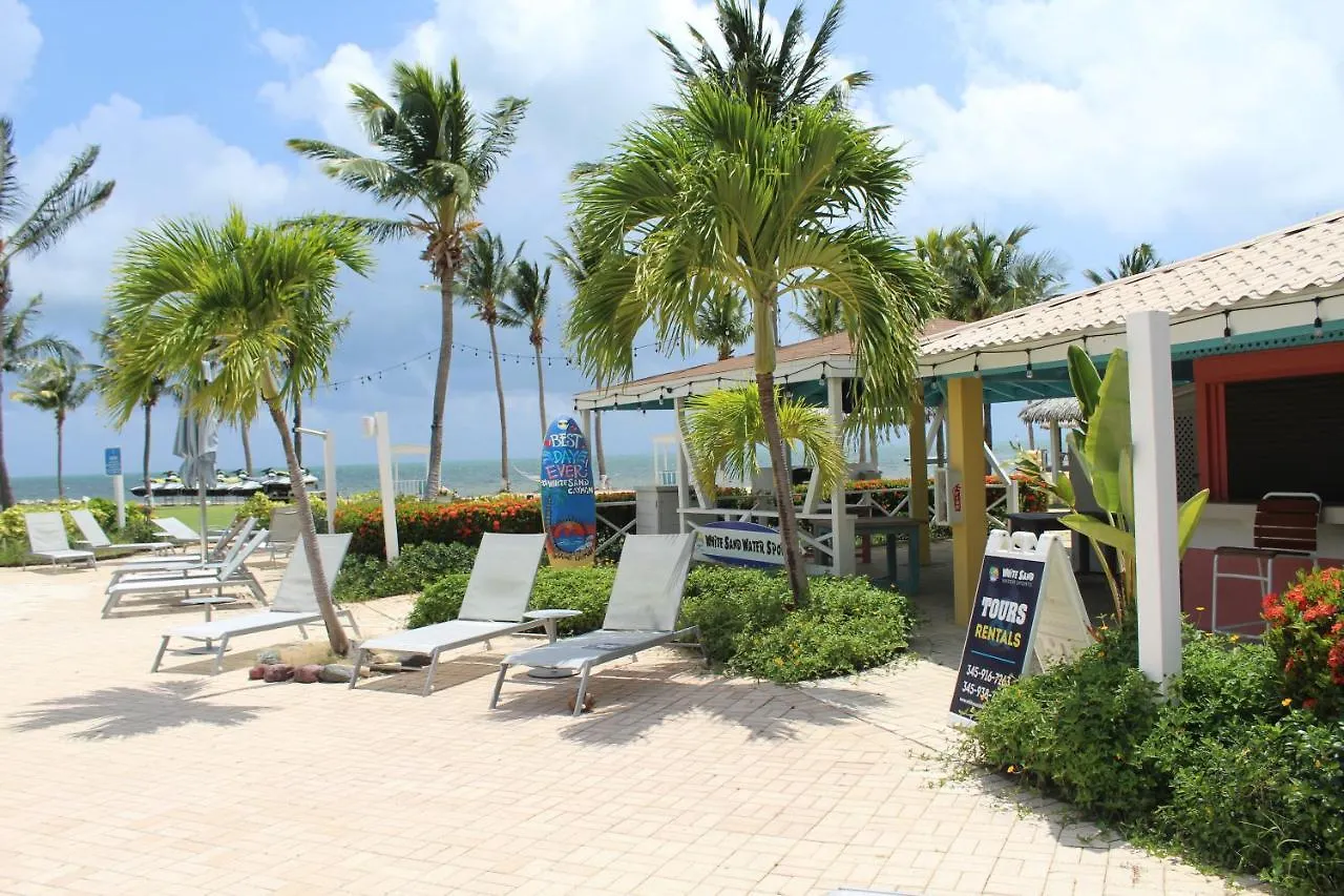 The Grand Caymanian Resort George Town 3*,